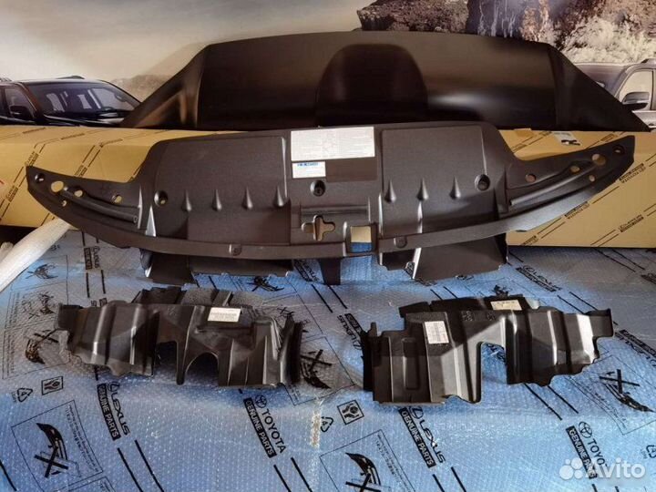 Дефлектор радиатора Toyota Land Cruiser 200