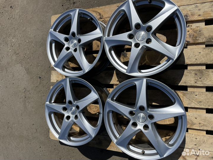 Литые диски r17 5x112 цо 57.1 skoda Volkswagen