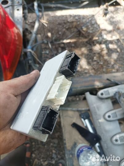 Блок упр-я 66216918126 на Bmw 7-Series E65