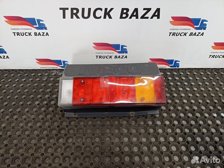 Фонарь задний правый