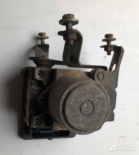 Блок ABS Cadillac Escalade / Tahoe 2015 122895