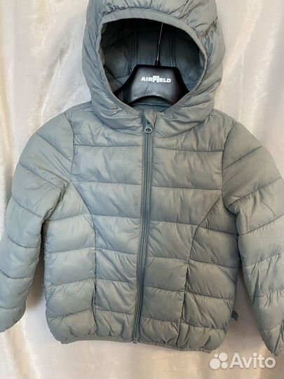 Куртка для девочки benneton