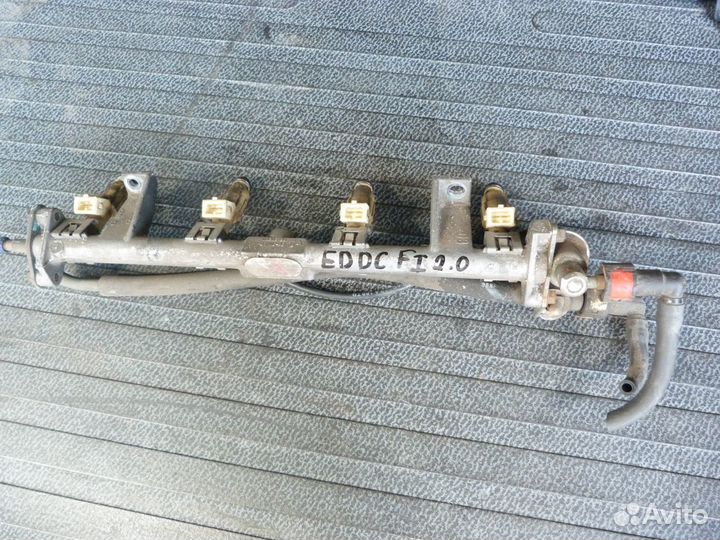 Топливная рампа с форсунками ford focus 1 eydc 1.8