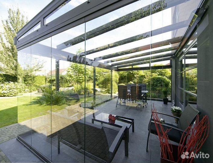 Безрамное раздвижное остекление