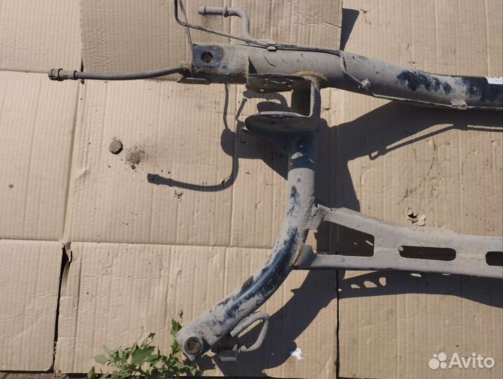 Задний подрамник Volkswagen Golf 6