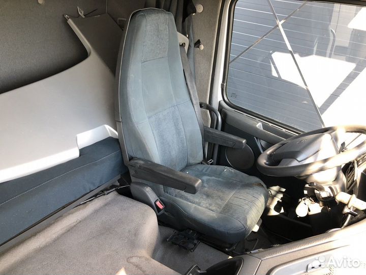 Сиденье водительское пневматическое Volvo FM