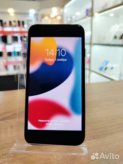 iPhone 7, 32 ГБ