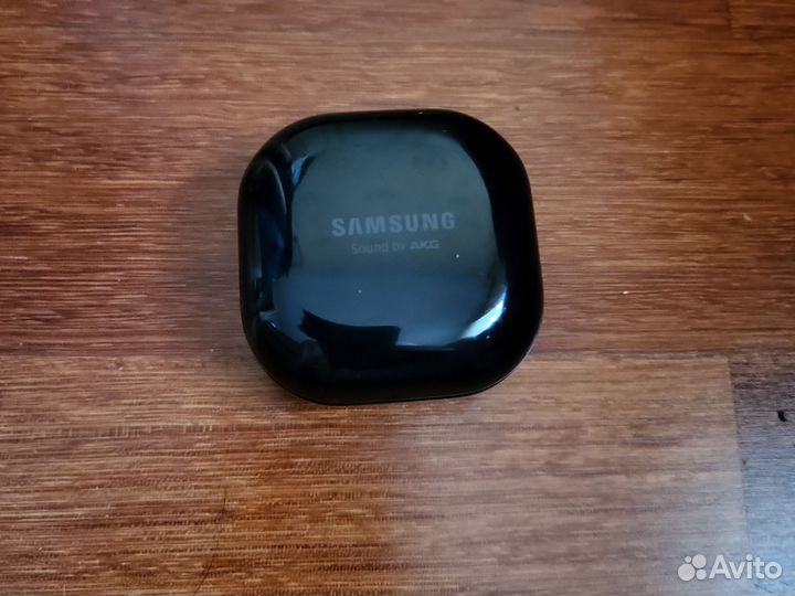 Беспроводные наушники samsung buds live