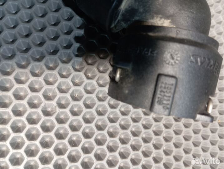 Патрубок системы охлаждения opel astra j