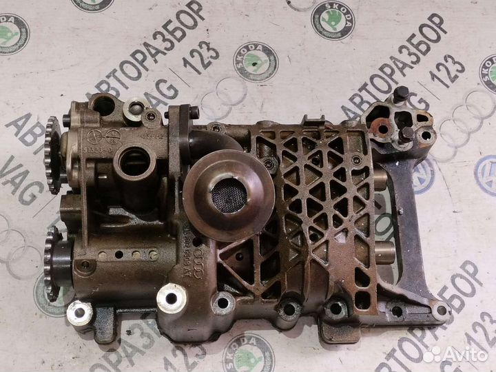 Насос масляный Audi A4 B7 2.0 ALT