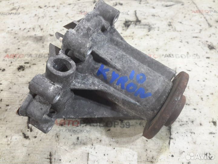 Помпа SsangYong Kyron