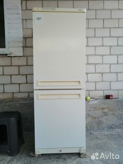 Холодильник бу stinol