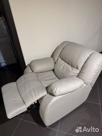 Кресло реклайнер