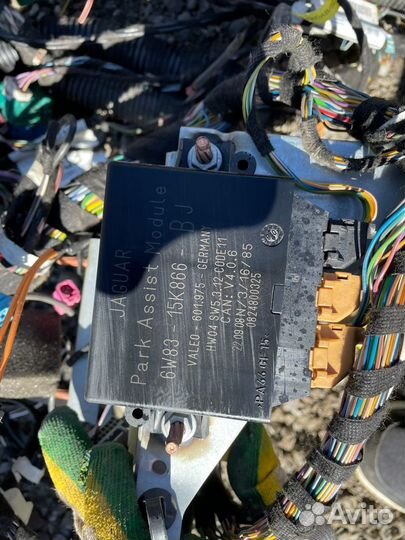 Jaguar XF блок парктроников