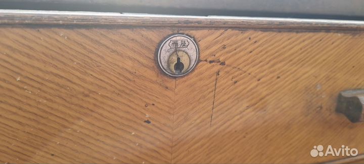 Антикварная мебель