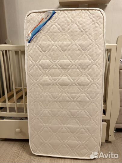 Детская кроватка с ящиком