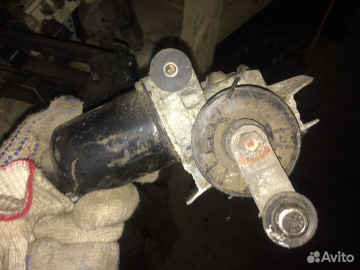 Моторчик дворников Toyota Corolla ae90 Купе