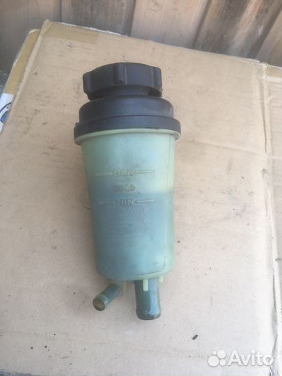 Бачок гура Форд Фокус2 1.4,1.6