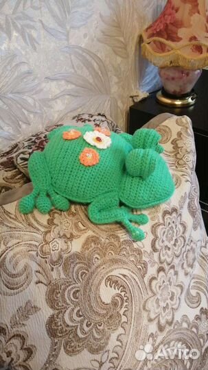 Декоративная подушка лягушка, ручная работа