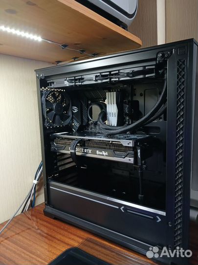 Игровой компьютер z490+i7 10700k,rtx 4070 ti