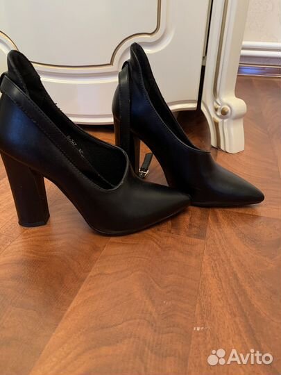 Сапоги женские, туфли