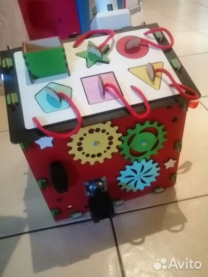 Бизиборд/Бизикуб/домик