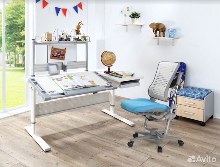 Стол - парта для школьника работа сидя/стоя