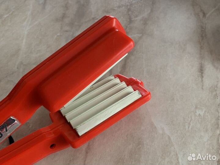 Пилка электрическая Scholl и щипцы гофре