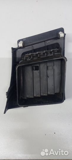 Дефлектор печки левый Lancer 10