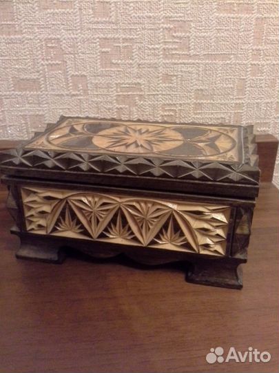 Шкатулка из натурального дерева ручной работы