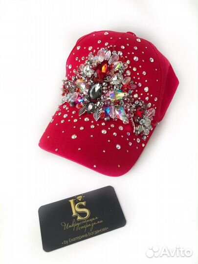 Кепка со стразами