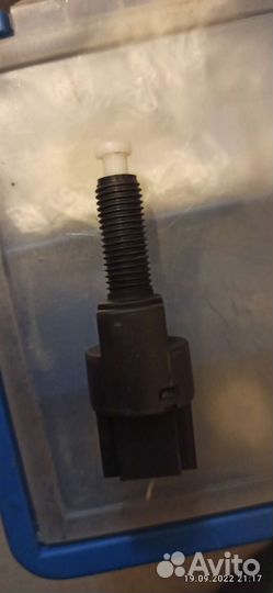 Датчик положения педали тормоза под E - газ