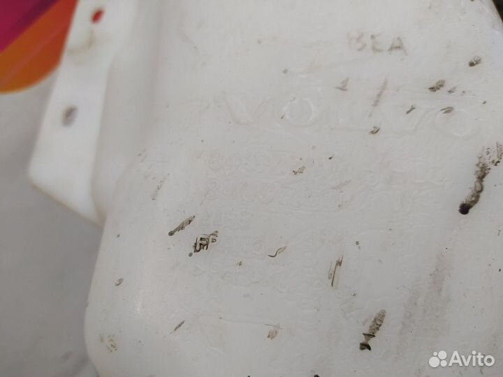 84024488 Бачок омывателя лобового стекла