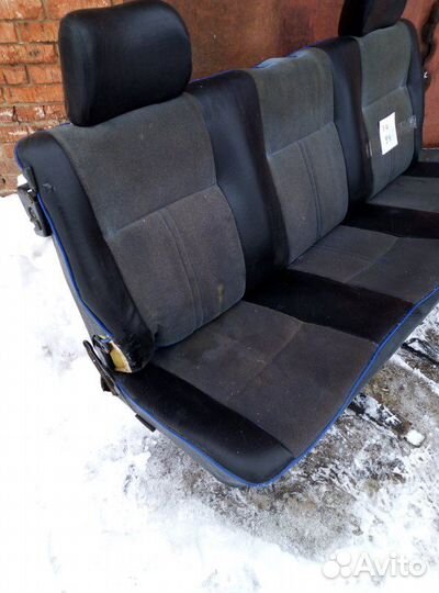 Сидения третьего ряда Volkswagen Transporter Т4 2