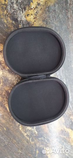 Футляр для наушников