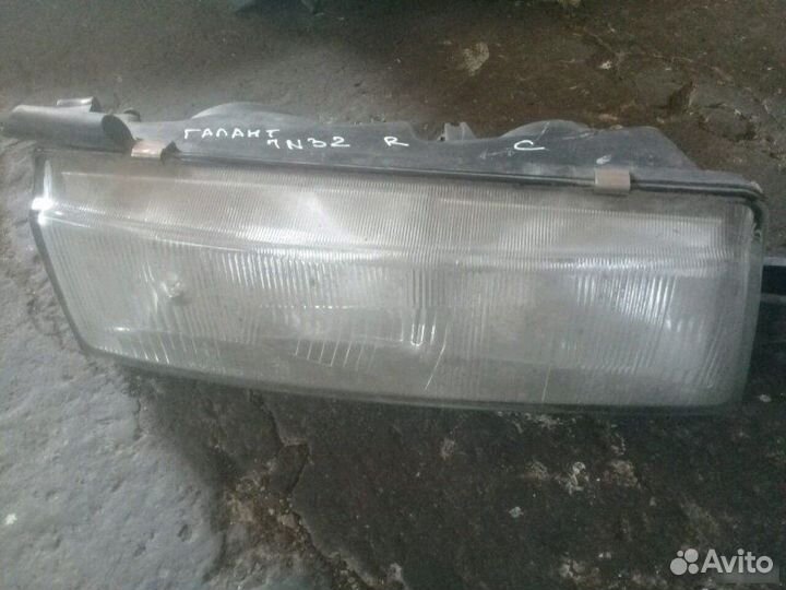 Фары Mitsubishi Galant