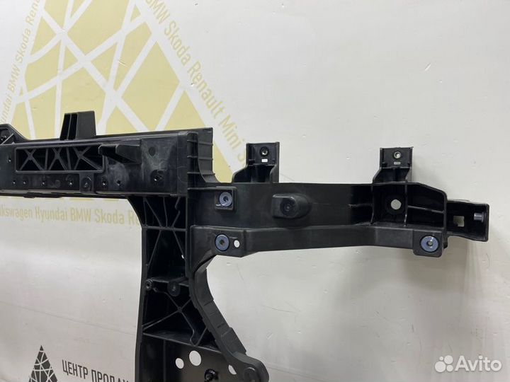 Панель передняя Hyundai Staria US4 2021-2023