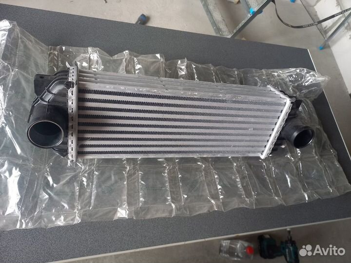 Интеркулер ford 4 999 282