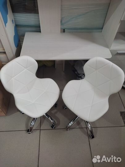 Офисное кресло новое