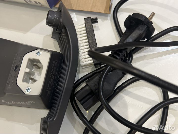 Отпариватель для одежды ручной новый