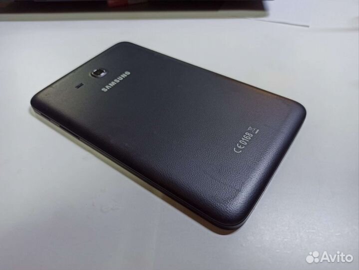 Планшет Samsung Galaxy Tab 3 7.0
