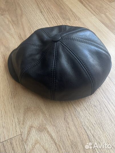 Мужская кожаная кепка