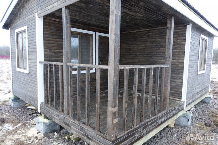 Летний дачный домик 4.6х5.8м. из бытовок
