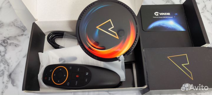 SMART tv приставка Vontar W2 ATV аэропульт 4/32gb