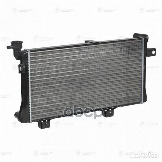 Радиатор двигателя LRc01214 luzar