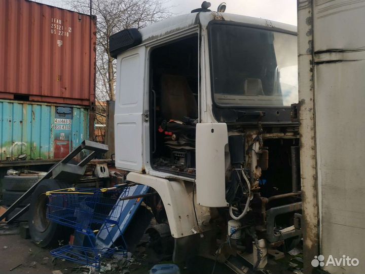 Вольво F12 разбор