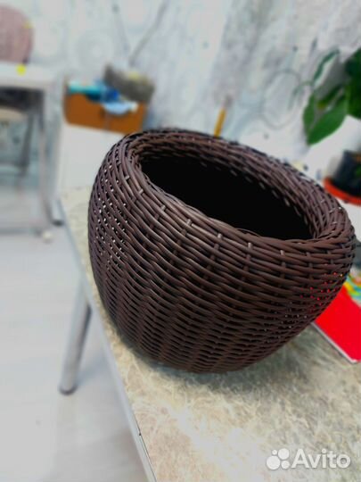 Кашпо из искусственного ротанга 16л