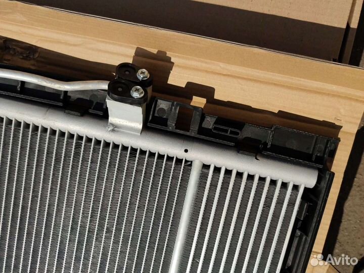 Радиатор кондиционера Мерседес w166 X166 ML GL GLE