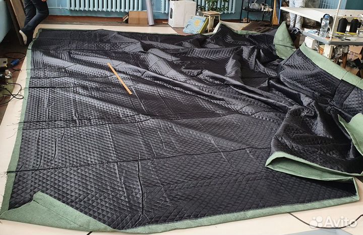 Шторы в гараж брезентовые утепленные