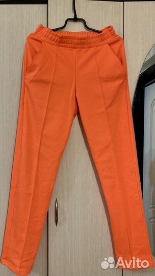 Костюм спортивный женский